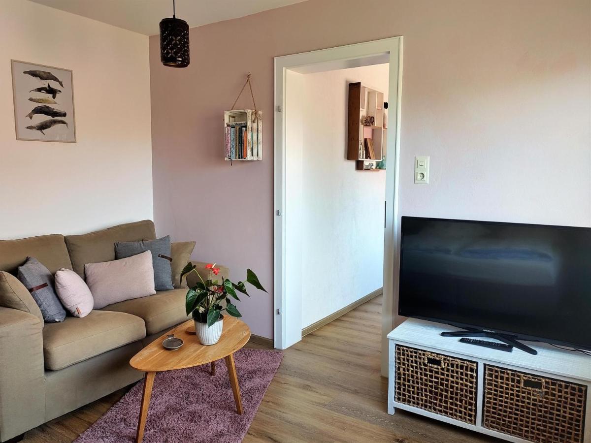 Ferienwohnung Alte Schule Ruhwarden Kültér fotó